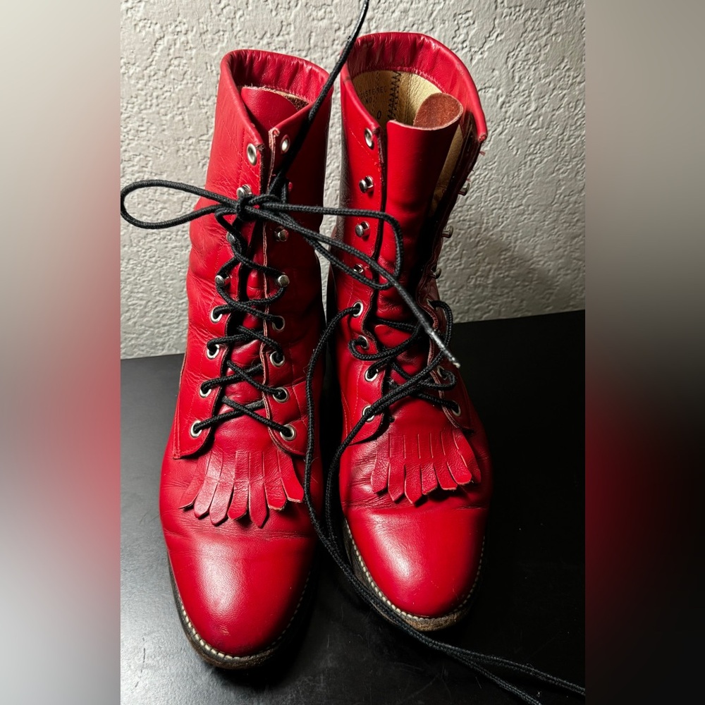 Justin Vintage 1990s red booties size 8B